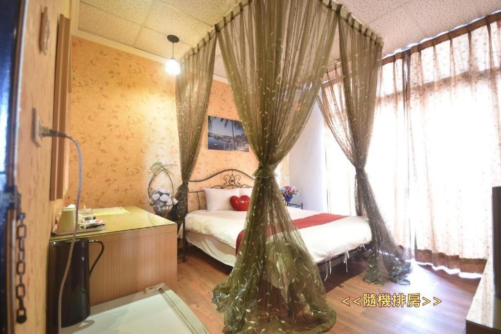 Nantou Sun Moon Love Hotel מראה חיצוני תמונה