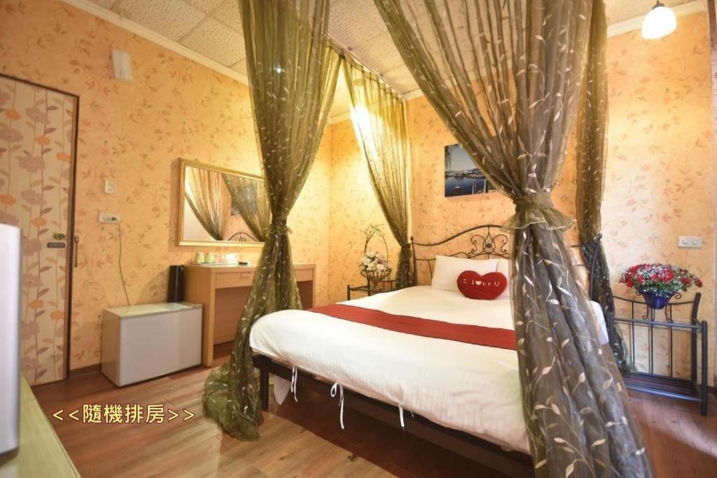 Nantou Sun Moon Love Hotel מראה חיצוני תמונה
